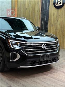 ڤۆڵکسواگن ئەتڵەس کرۆس سپۆرت